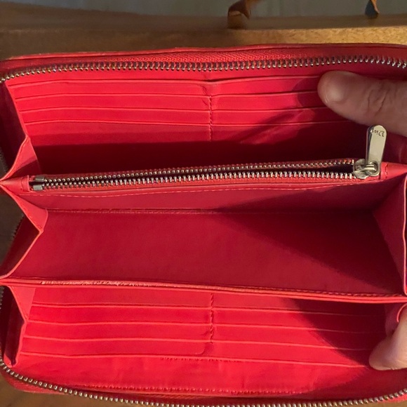 Dior Quilted Pink Wallet - Picture 5 of 8